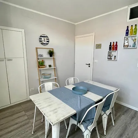 Brezza Marina * دْيانو مارينا